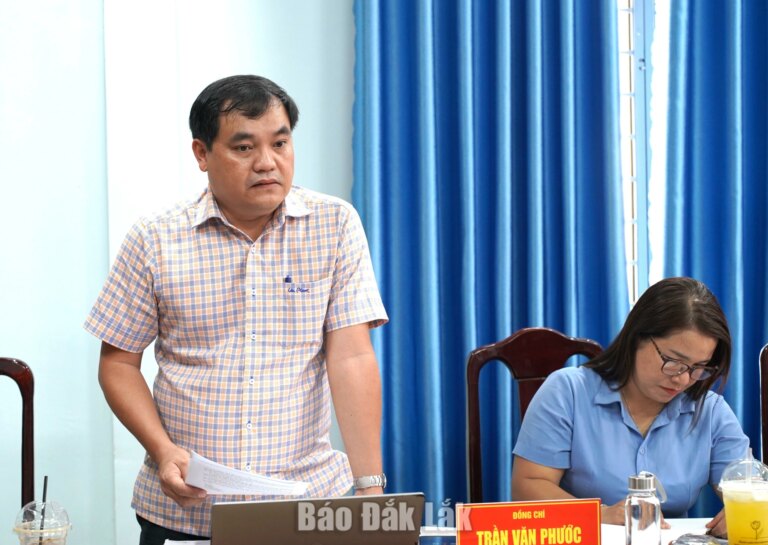 Đoàn ĐBQH tỉnh khảo sát việc thực hiện Luật Đất đai tại xã Cuôr Đăng