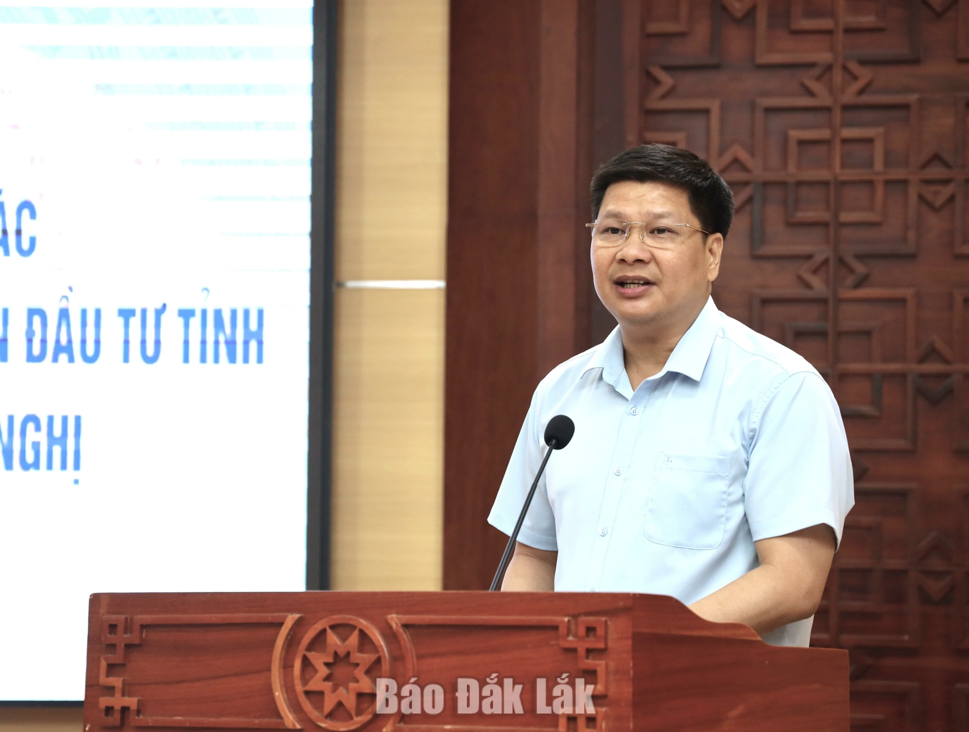 Giám đốc Sở Tài chính Cao Đình Huy công bố Quyết định thành lập Tổ theo dõi, hỗ trợ thực hiện các dự án sau Hội nghị Công bố Quy hoạch và Xúc tiến Đầu tư tỉnh Đắk Lắk năm 2026.