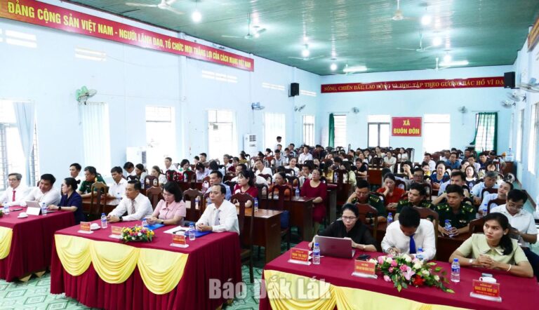 Công bố quyết định thành lập Trường Phổ thông nội trú Tiểu học và Trung học cơ sở Buôn Đôn