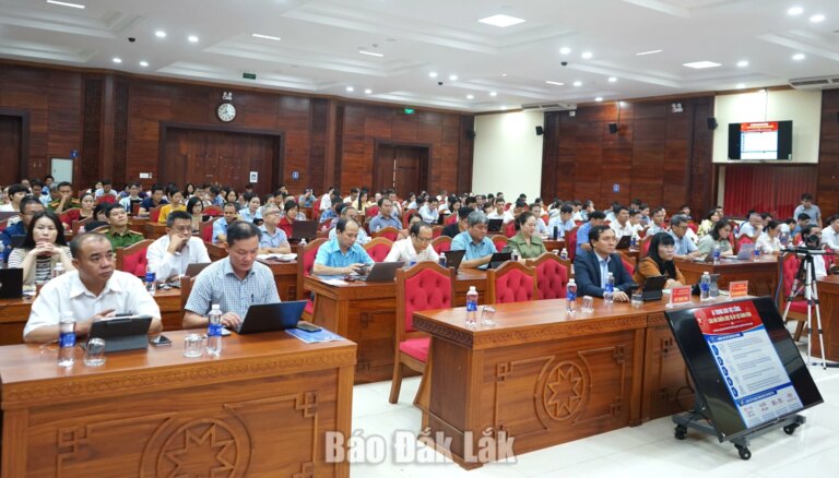 Nâng cao năng lực số và ứng dụng AI cho hơn 800 cán bộ, công chức