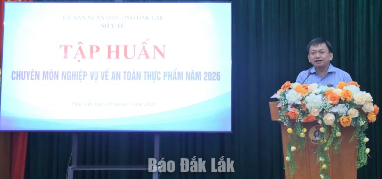 Tập huấn chuyên môn, nghiệp vụ về an toàn thực phẩm cho cán bộ tuyến cơ sở