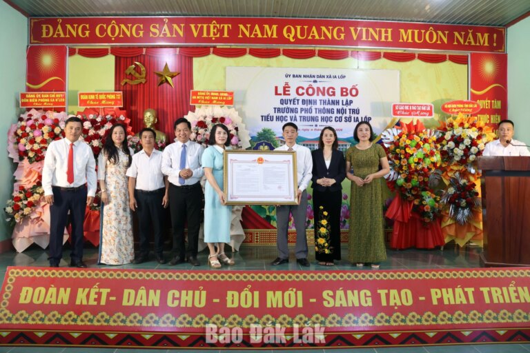 Thành lập trường phổ thông nội trú liên cấp ở biên giới đầu tiên tại Đắk Lắk