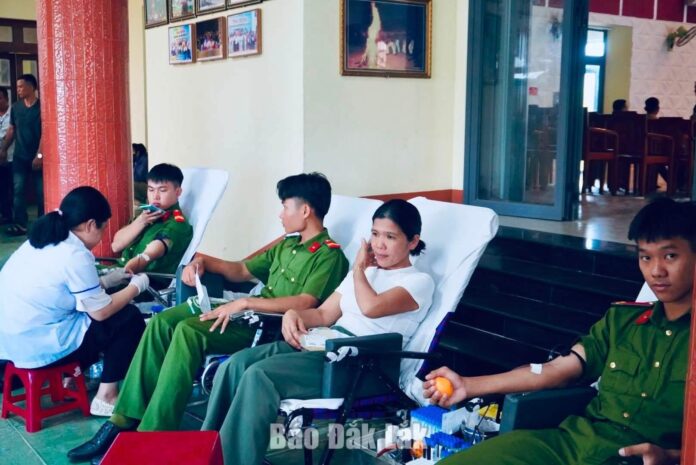 Tiếp nhận được 276 đơn vị máu tại Ngày hội Tiếp nhận được 276 đơn vị máu tại Ngày hội hiến máu tình nguyện năm 2026