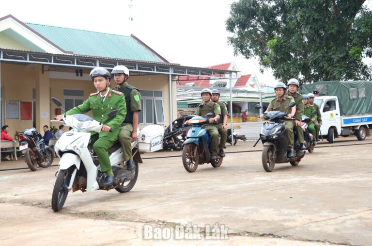 Triển khai Nghị quyết về kiện toàn đội dân phòng ở cơ sở