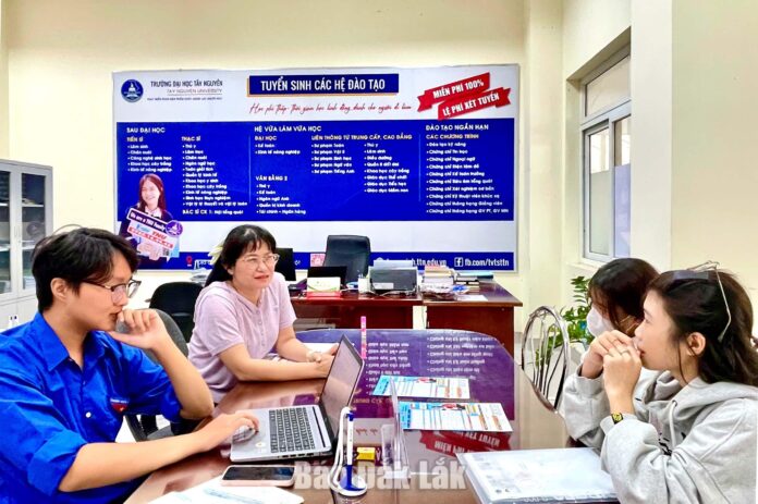 Trường Đại học Tây Nguyên rộng cửa cho thí sinh Trường Đại học Tây Nguyên rộng cửa cho thí sinh chọn ngành