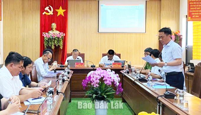 Xã Ô Loan đánh giá tiến độ giải phóng mặt bằng dự án đường ven biển