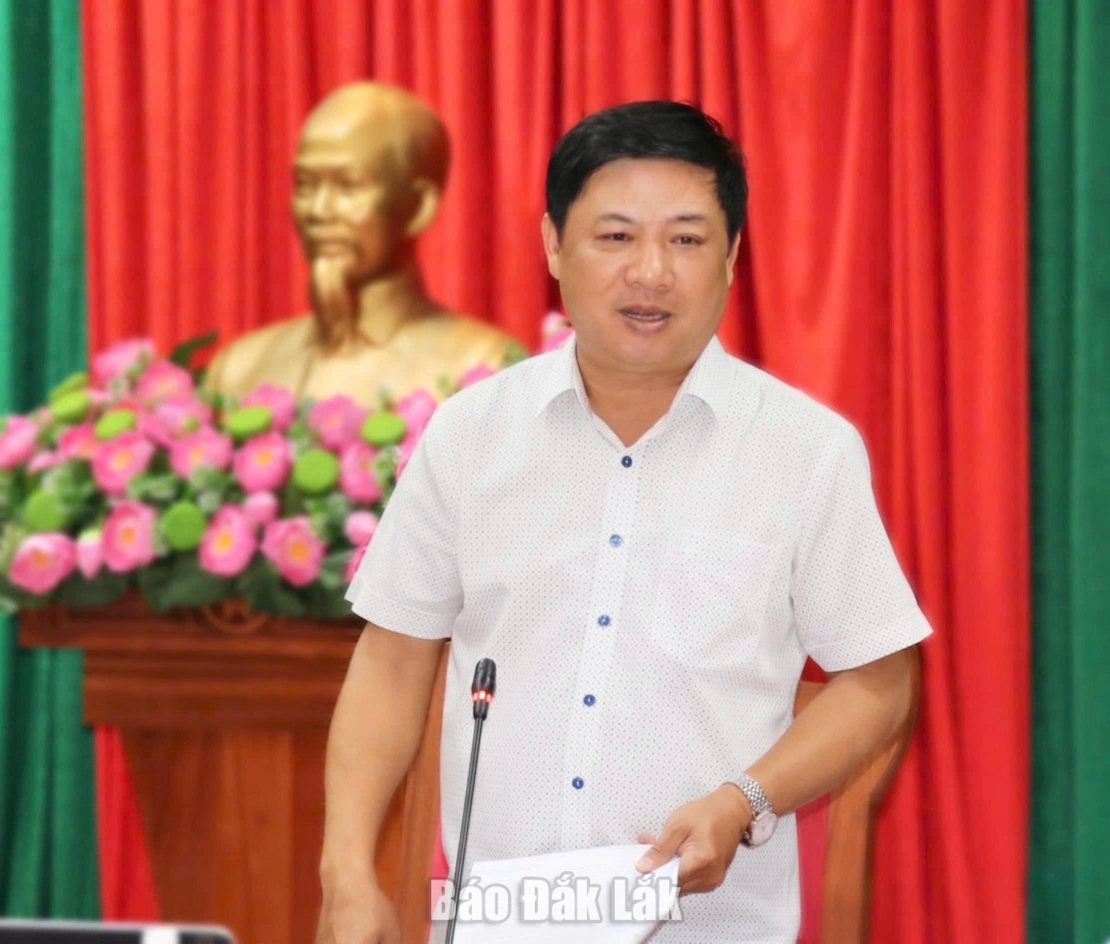 Đồng chí Lương Nguyễn Minh Triết, Ủy viên Trung ương Đảng, Bí thư Tỉnh ủy, Trưởng Ban Chỉ đạo phát biểu kết luận cuộc họp.