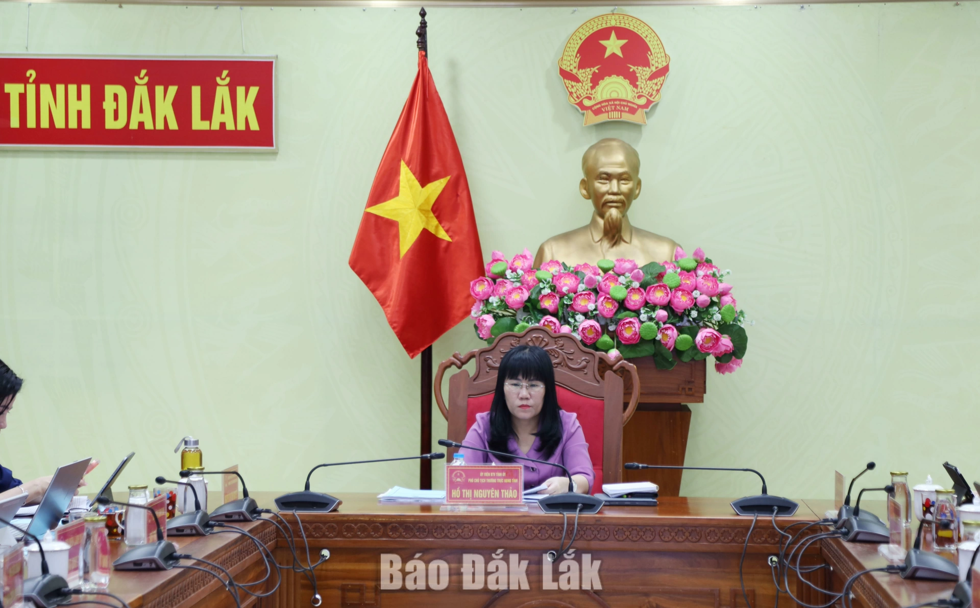 Đồng chí Hồ Thị Nguyên Thảo, Ủy viên Ban Thường vụ Tỉnh ủy, Phó Chủ tịch Thường trực UBND tỉnh chủ trì hội nghị tại điểm cầu tỉnh Đắk Lắk.