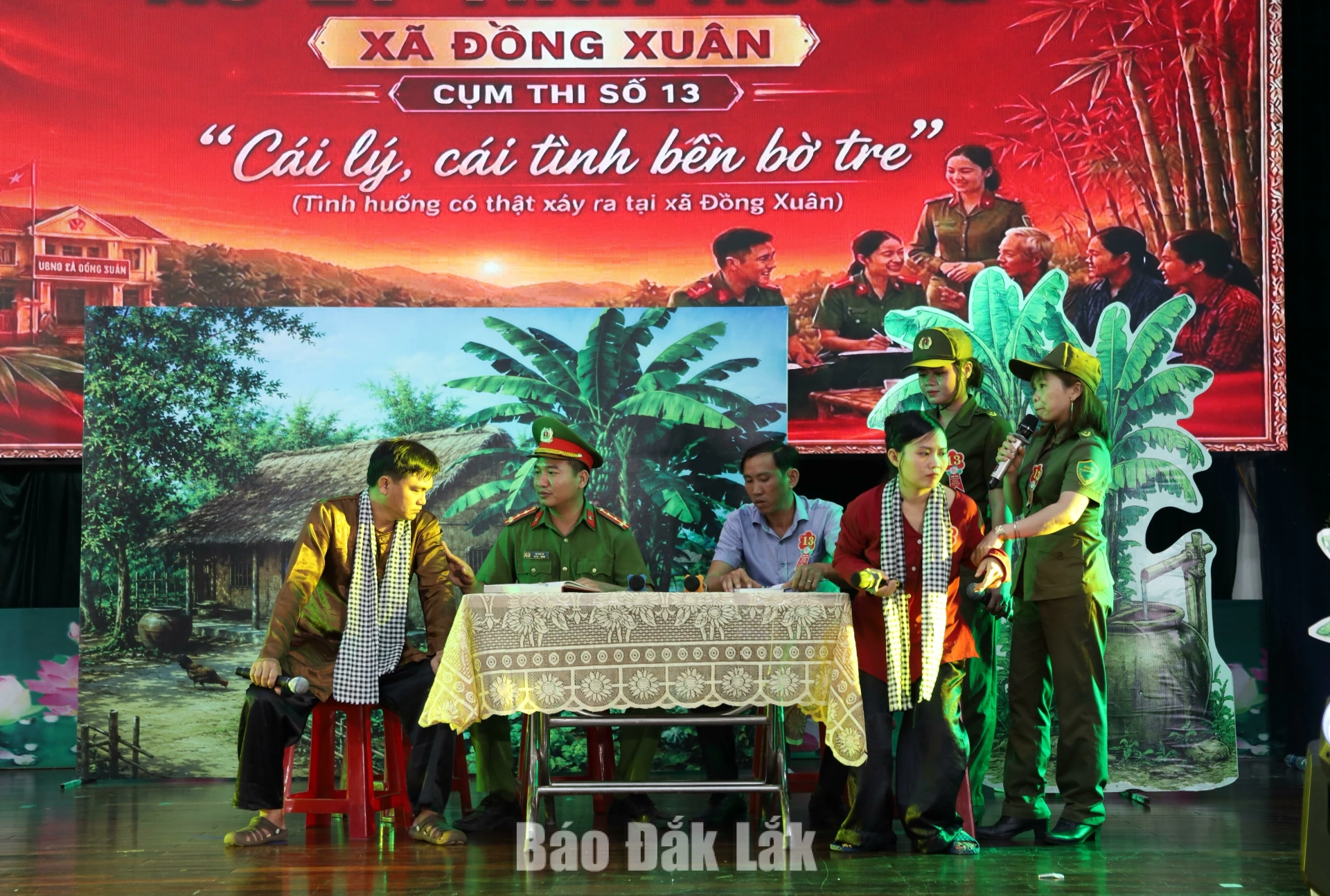 Phường Bình Kiến đại diện Đắk Lắk dự Hội thi lực lượng bảo vệ ANTT khu vực 4 Phần thi của đội xã Đồng Xuân.