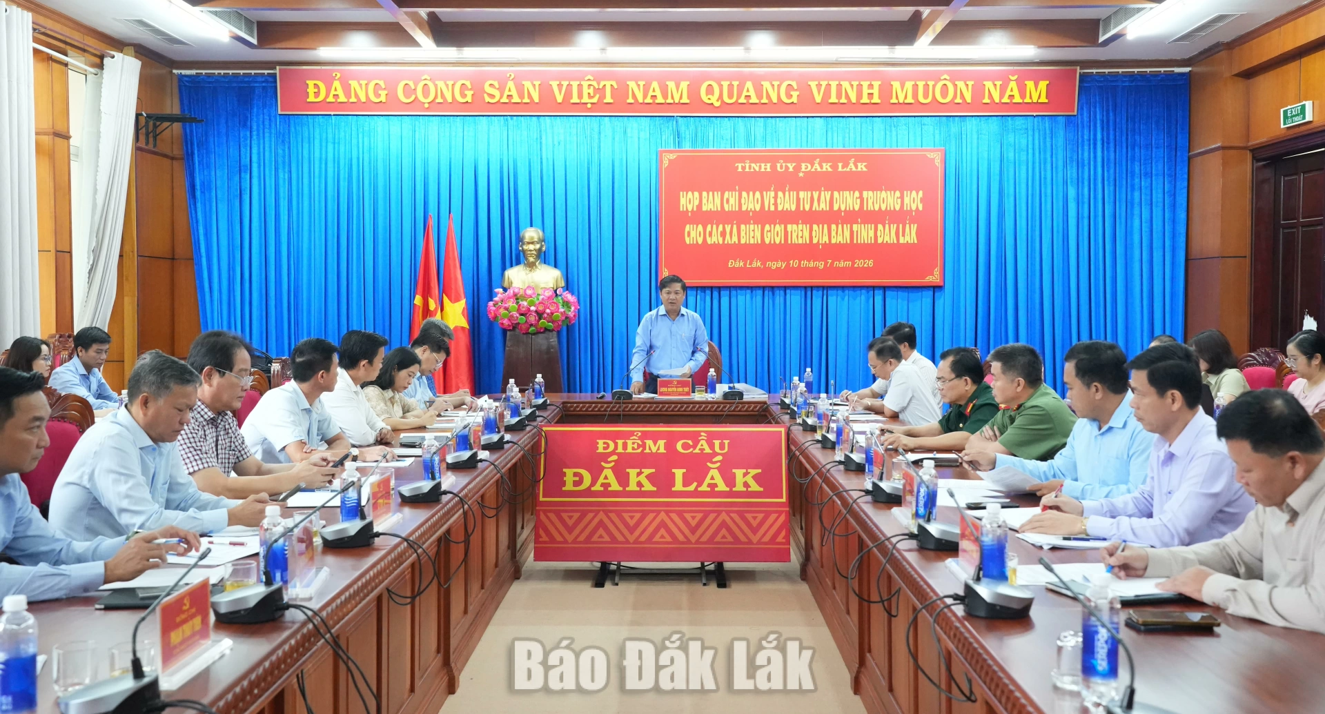 Khẩn trương hoàn thành các trường nội trú vùng biên trước thềm năm học mới 1 Quang cảnh hội nghị.