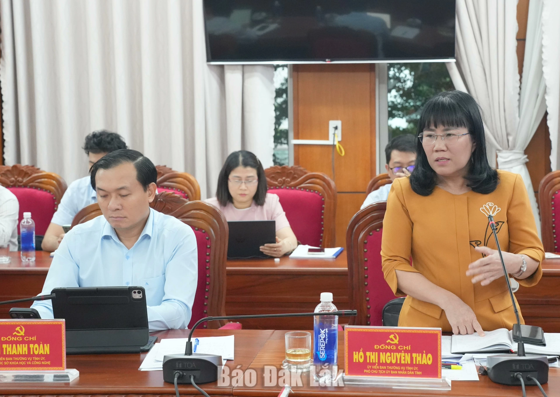 Đẩy nhanh chuyển đổi số, phát huy vai trò động lực của khoa học, công nghệ 4 Đồng chí Hồ Thị Nguyên Thảo, Ủy viên Ban Thường vụ Tỉnh ủy, Phó Chủ tịch Thường trực UBND tỉnh phát biểu tại buổi làm việc.