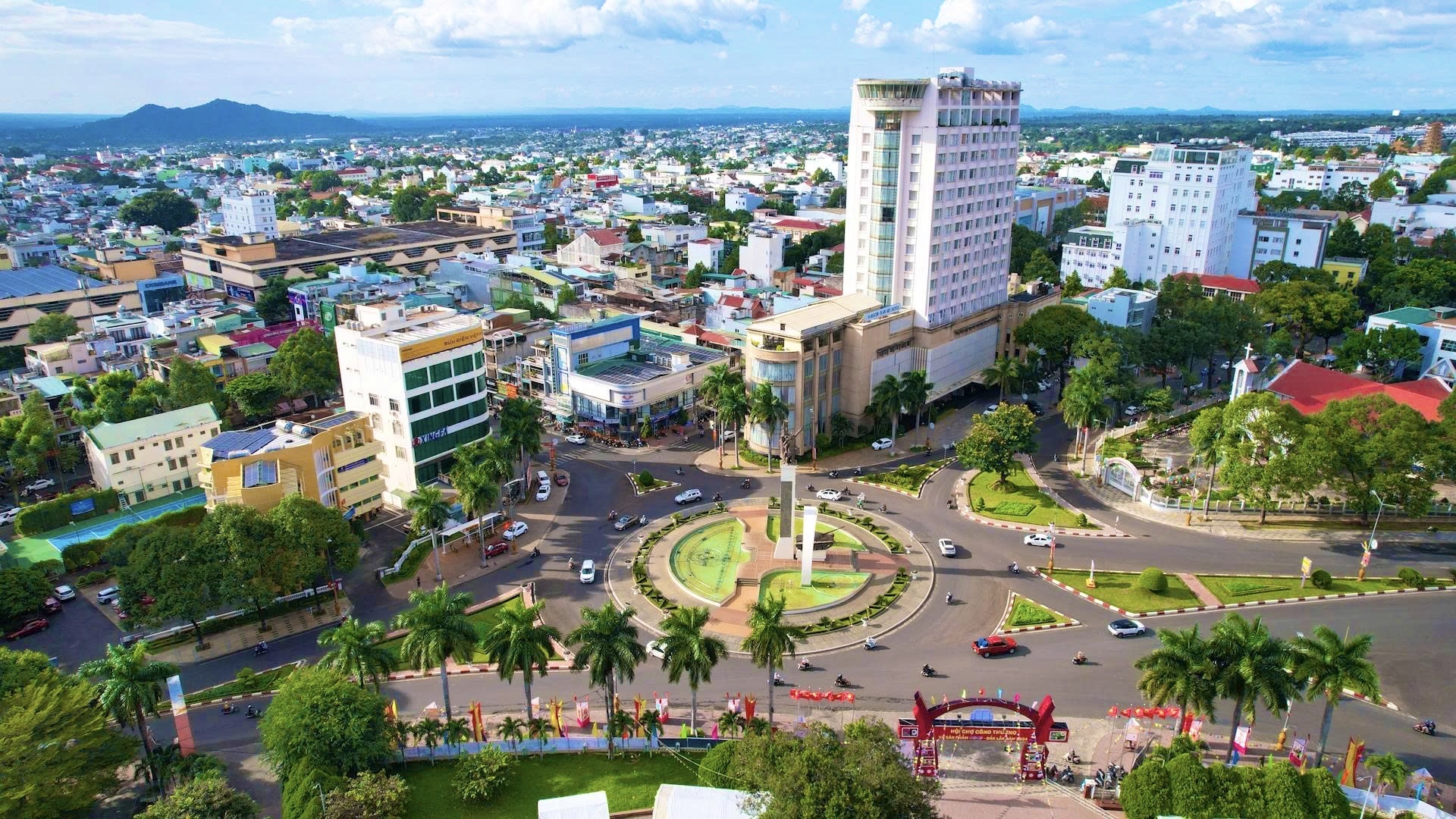 (E-Magazine) Hiến kế chiến lược - Tạo đột phá phát triển 13 goc 20260713004722