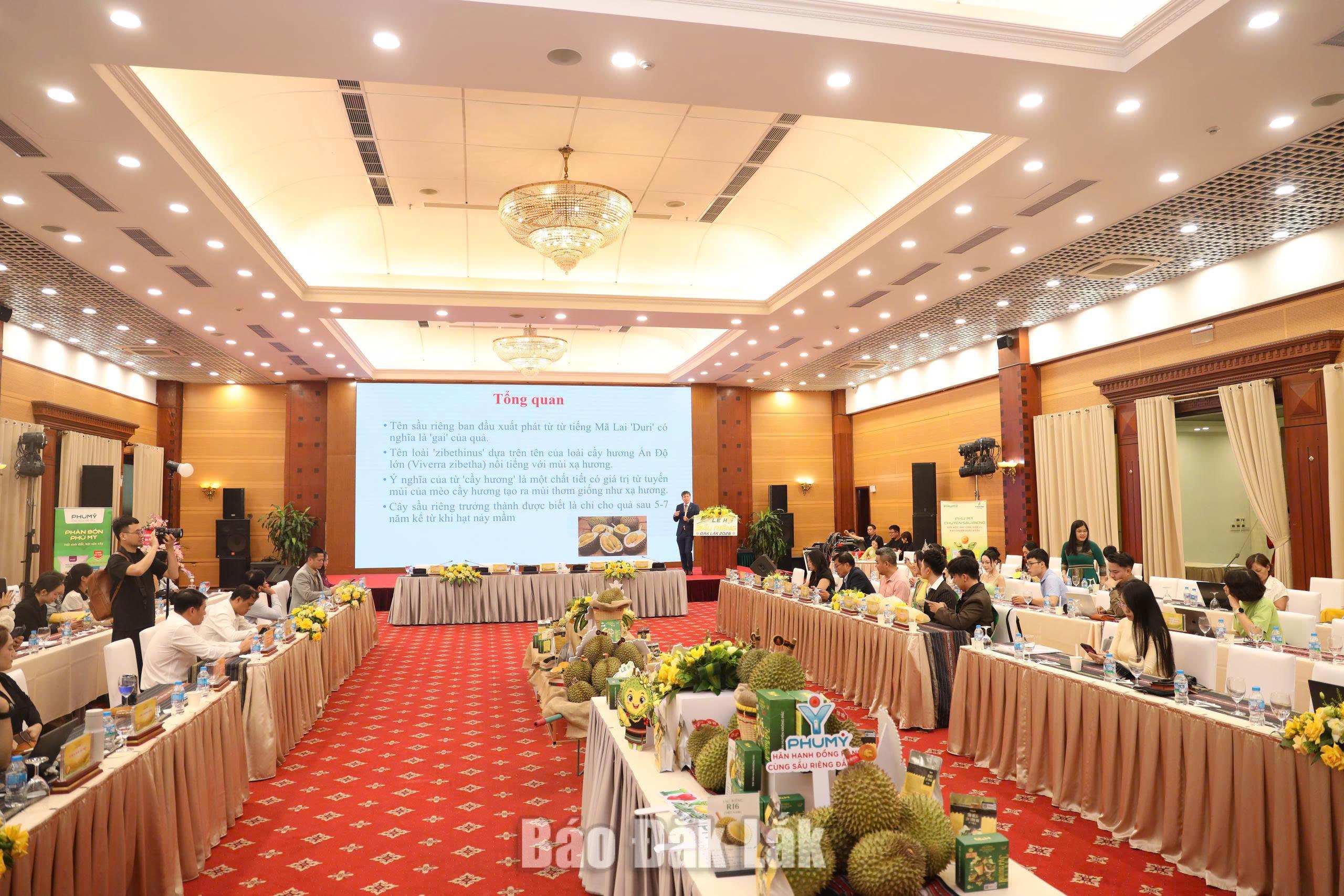 Giải mã giá trị "vua của các loại trái cây" qua Talkshow dinh dưỡng sầu riêng 2 Các đại biểu tham dự buổi Talkshow dinh dưỡng sầu riêng.