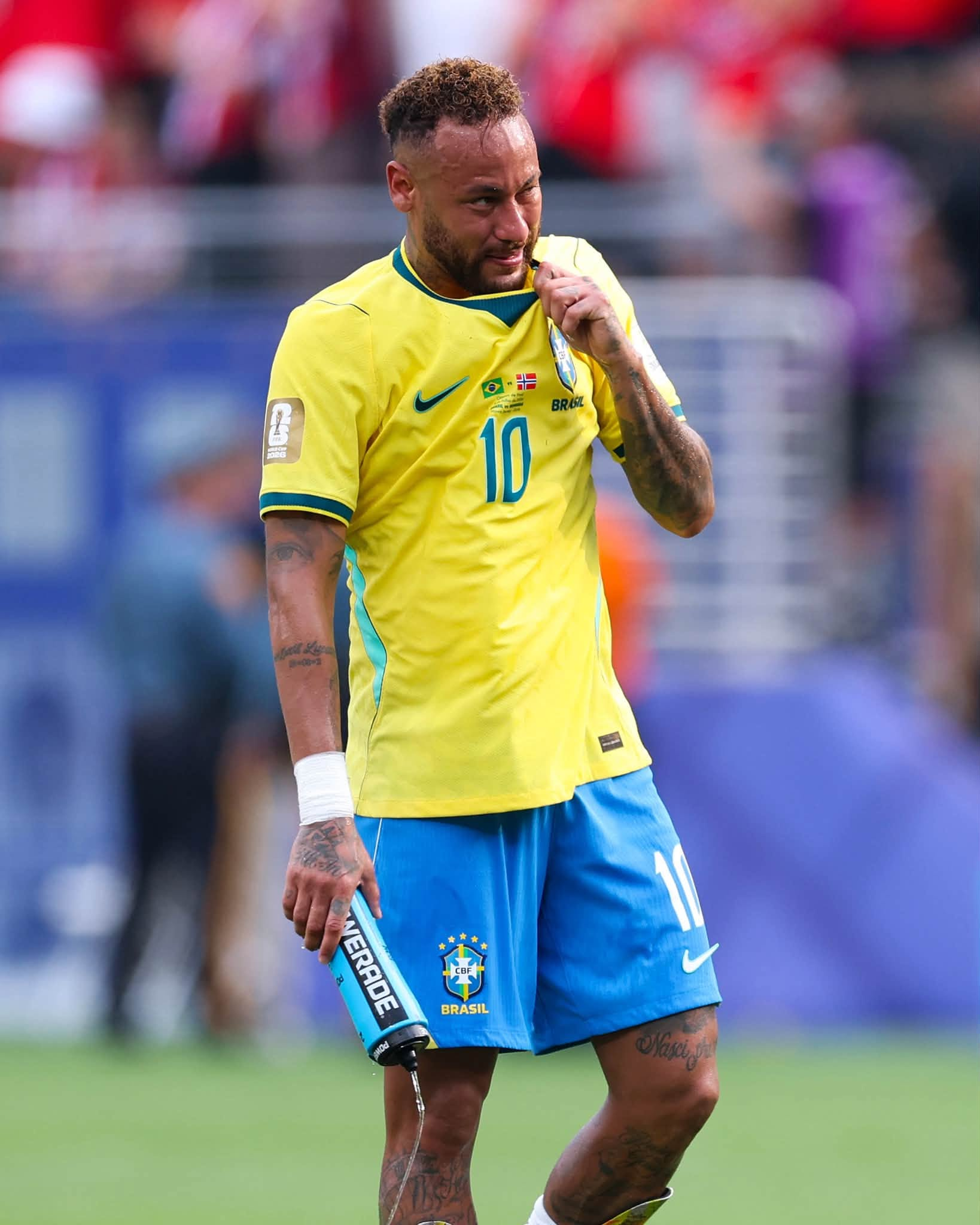 FIFA World Cup 2026: Tiền đạo Haaland quá xuất sắc, Brazil khóc hận rời cuộc chơi 2 Neymar khóc nức nở khi tiếng còi mãn cuộc vang lên. Ảnh: FIFA