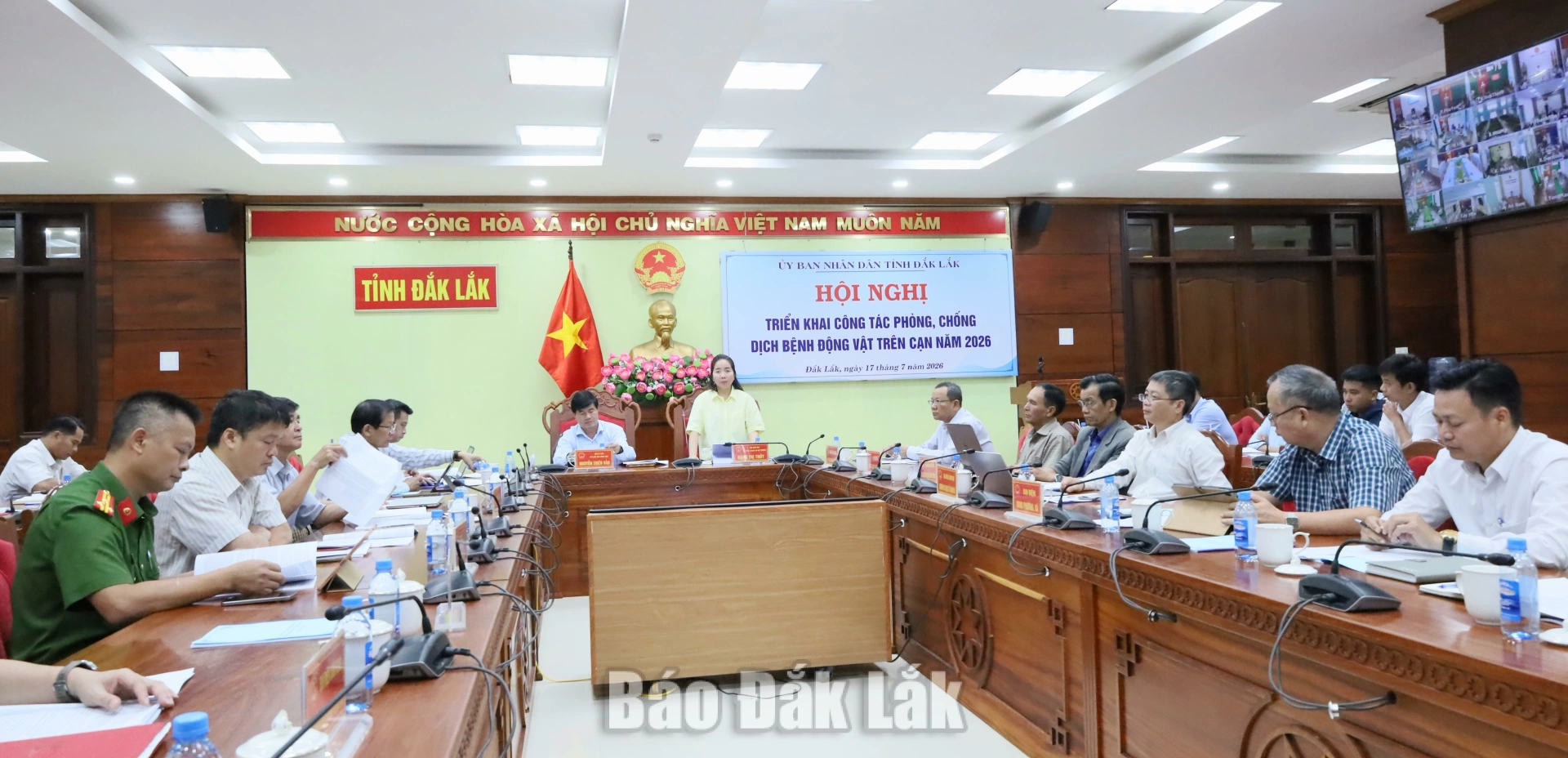 Chủ động phòng ngừa, ngăn chặn dịch bệnh động vật từ sớm, từ xa 2 Các đại biểu tham dự hội nghị.