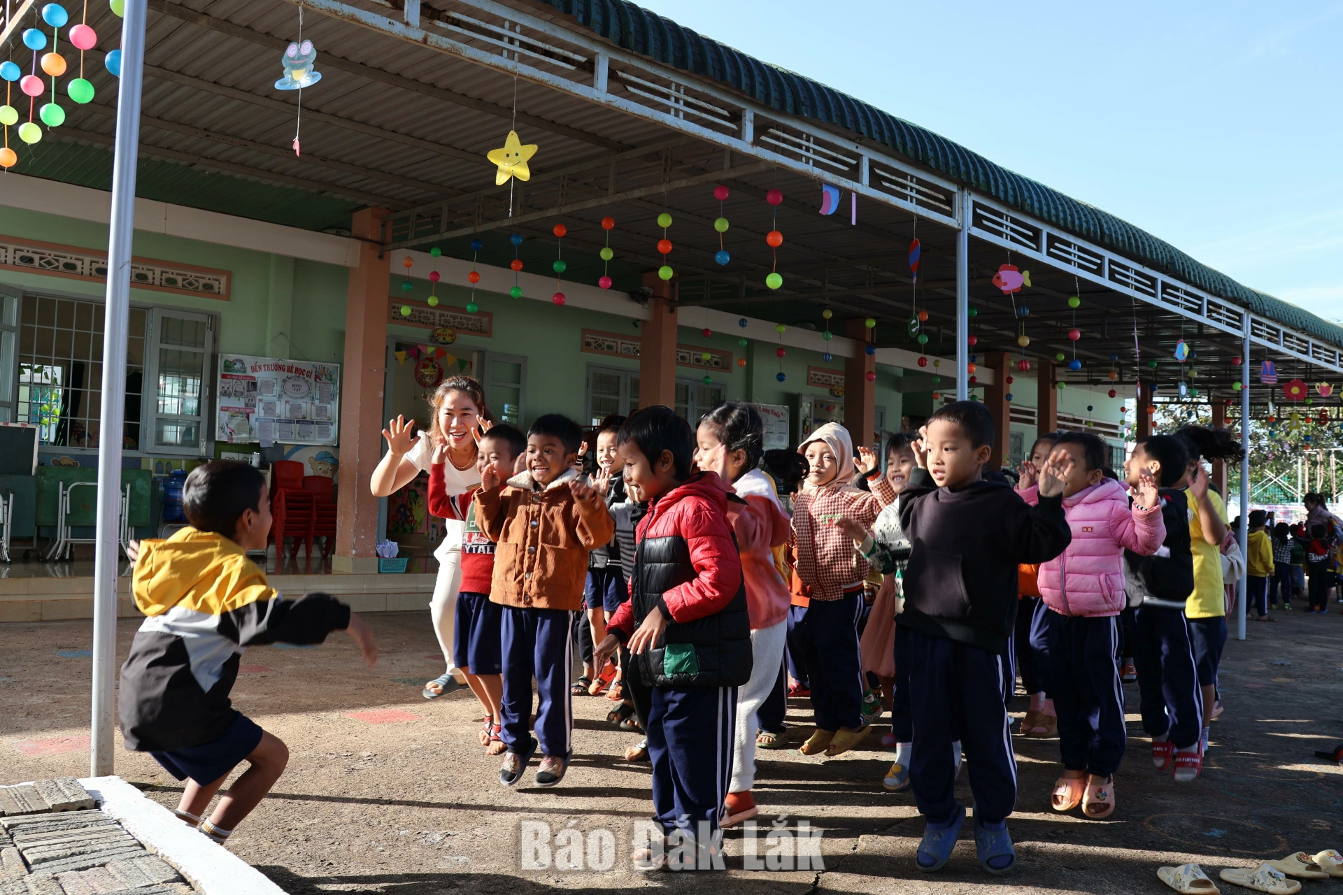 Tăng tốc hoàn thiện phương án sắp xếp mạng lưới trường học 2 img 9532 20260727140242 20260730210154