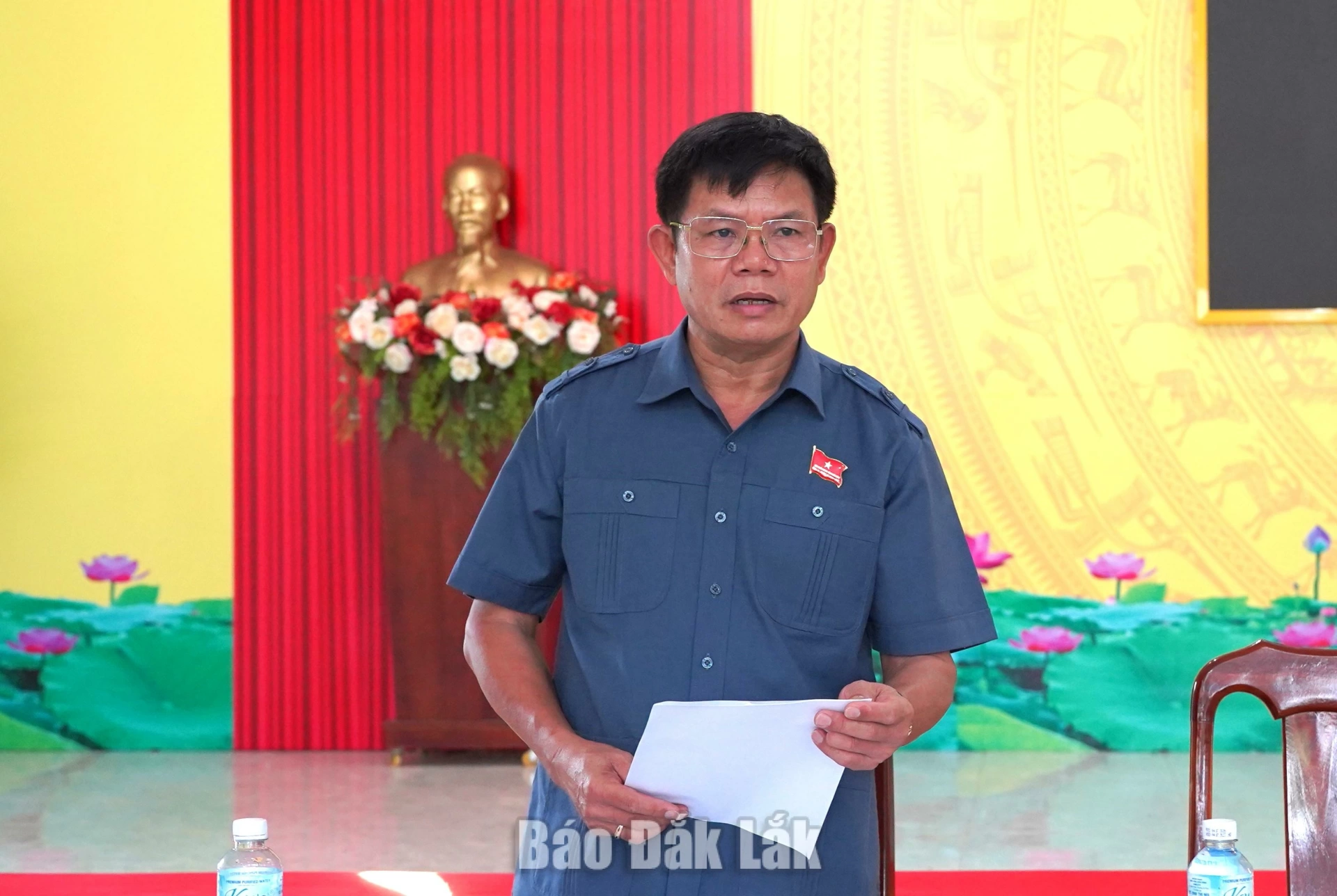 Trưởng Ban Văn hóa - Xã hội HĐND tỉnh Lê Văn Cường phát biểu tại buổi làm việc.