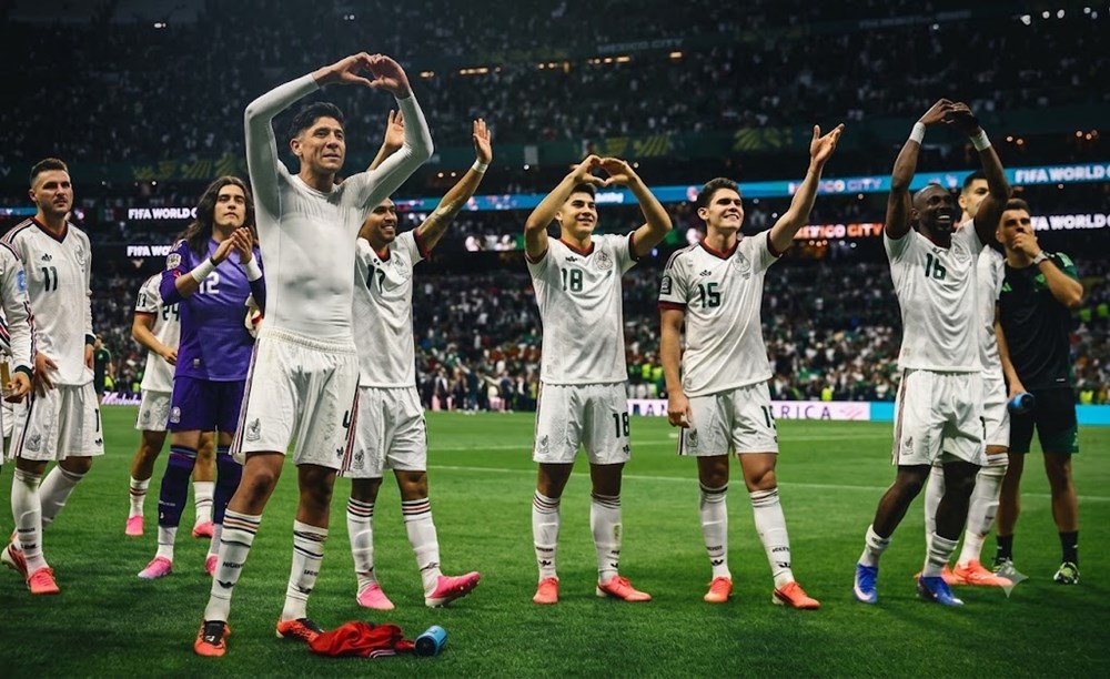 FIFA World Cup 2026: Ấn tượng ba nước chủ nhà 2 Các cầu thủ chủ nhà Mexico có màn trình diễn xuất sắc, giành vé vào vòng 1/8. Ảnh: FIFA