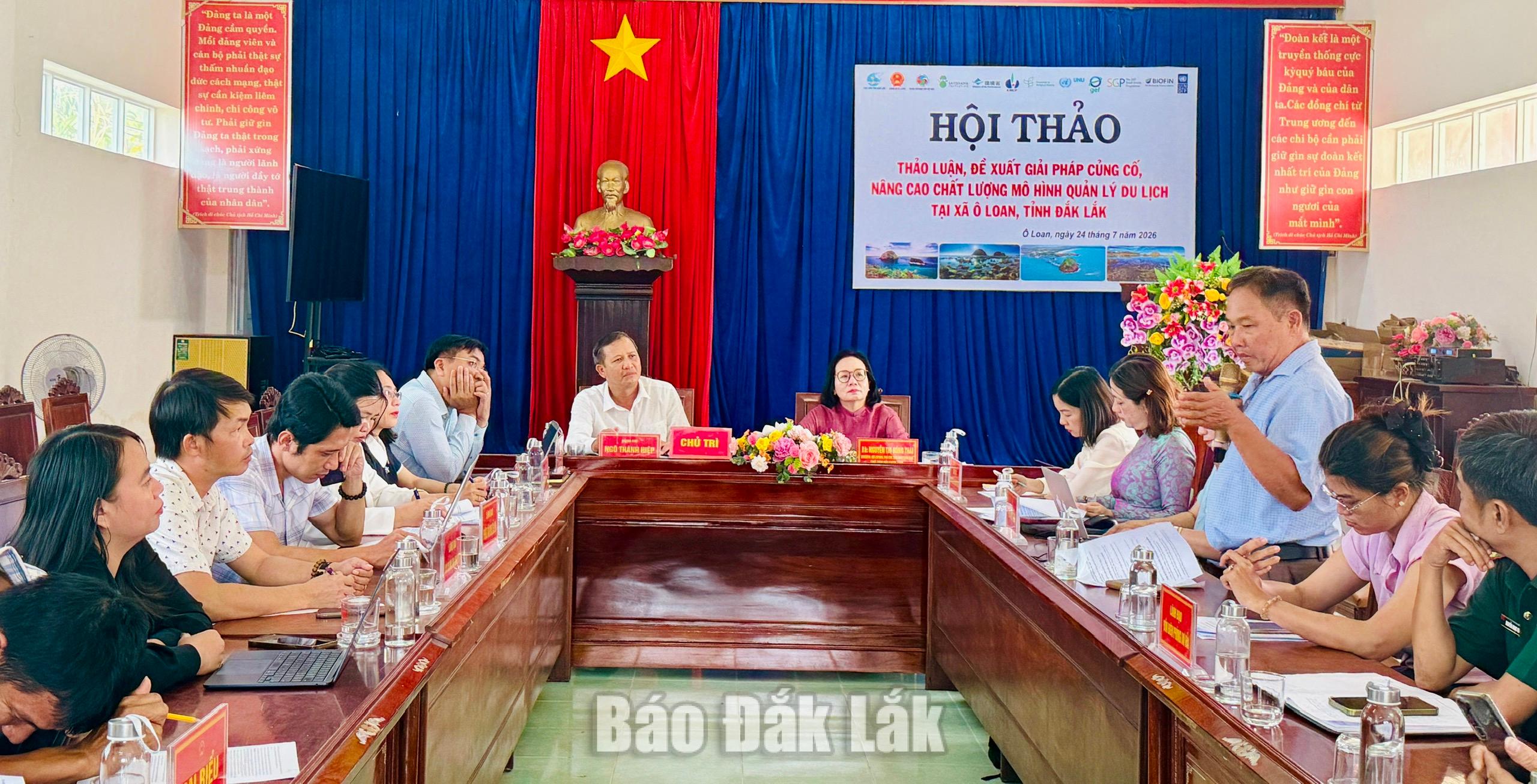 Đề xuất giải pháp nâng cao chất lượng quản lý du lịch cộng đồng tại xã Ô Loan 2 Quang cảnh hội thảo.