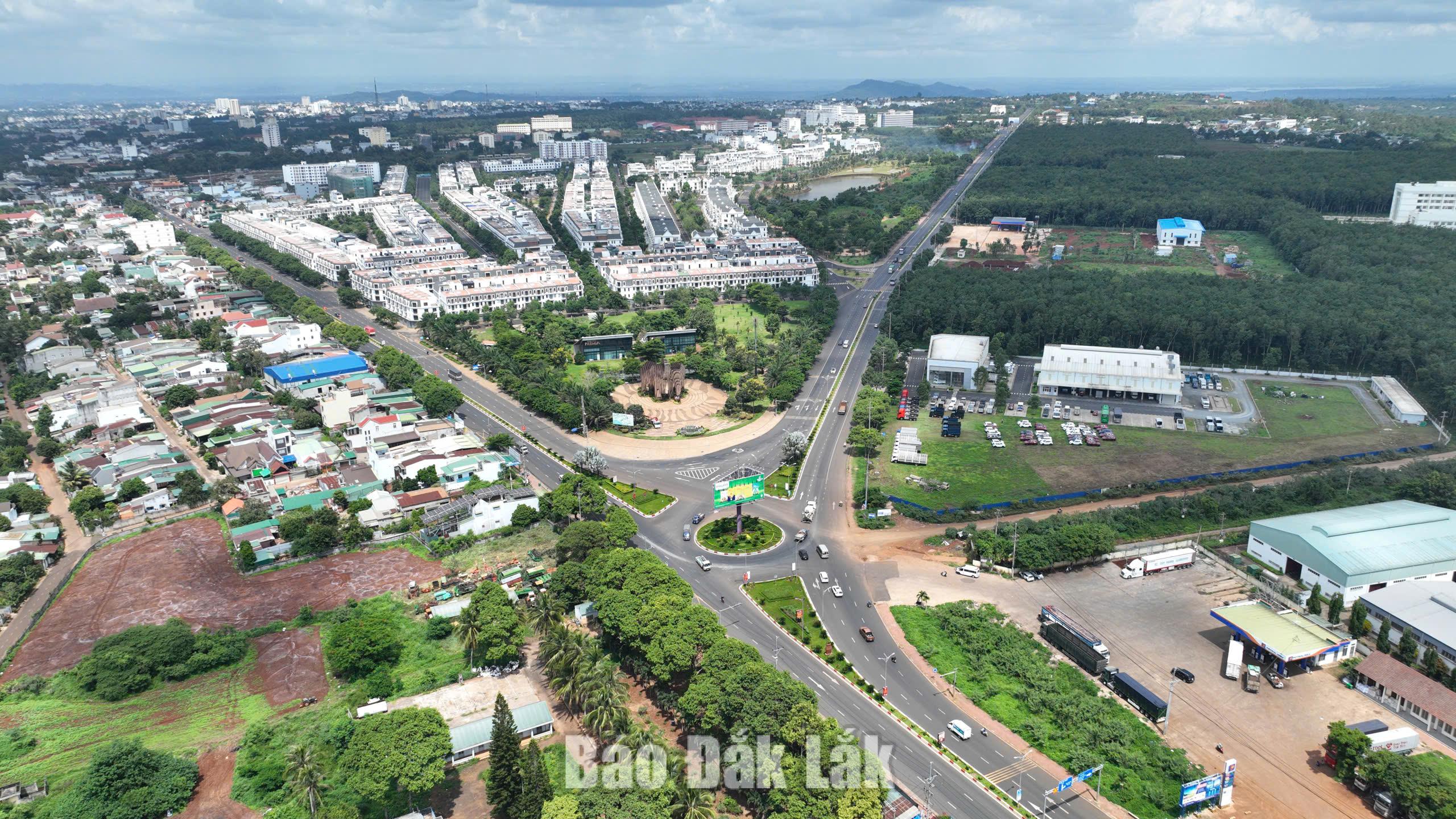 Đắk Lắk: Thúc đẩy tăng trưởng bứt phá trong 6 tháng cuối năm 2026 3 Hạ tầng đô thị tại phường Tân An, tỉnh Đắk Lắk đang phát triển mạnh mẽ.