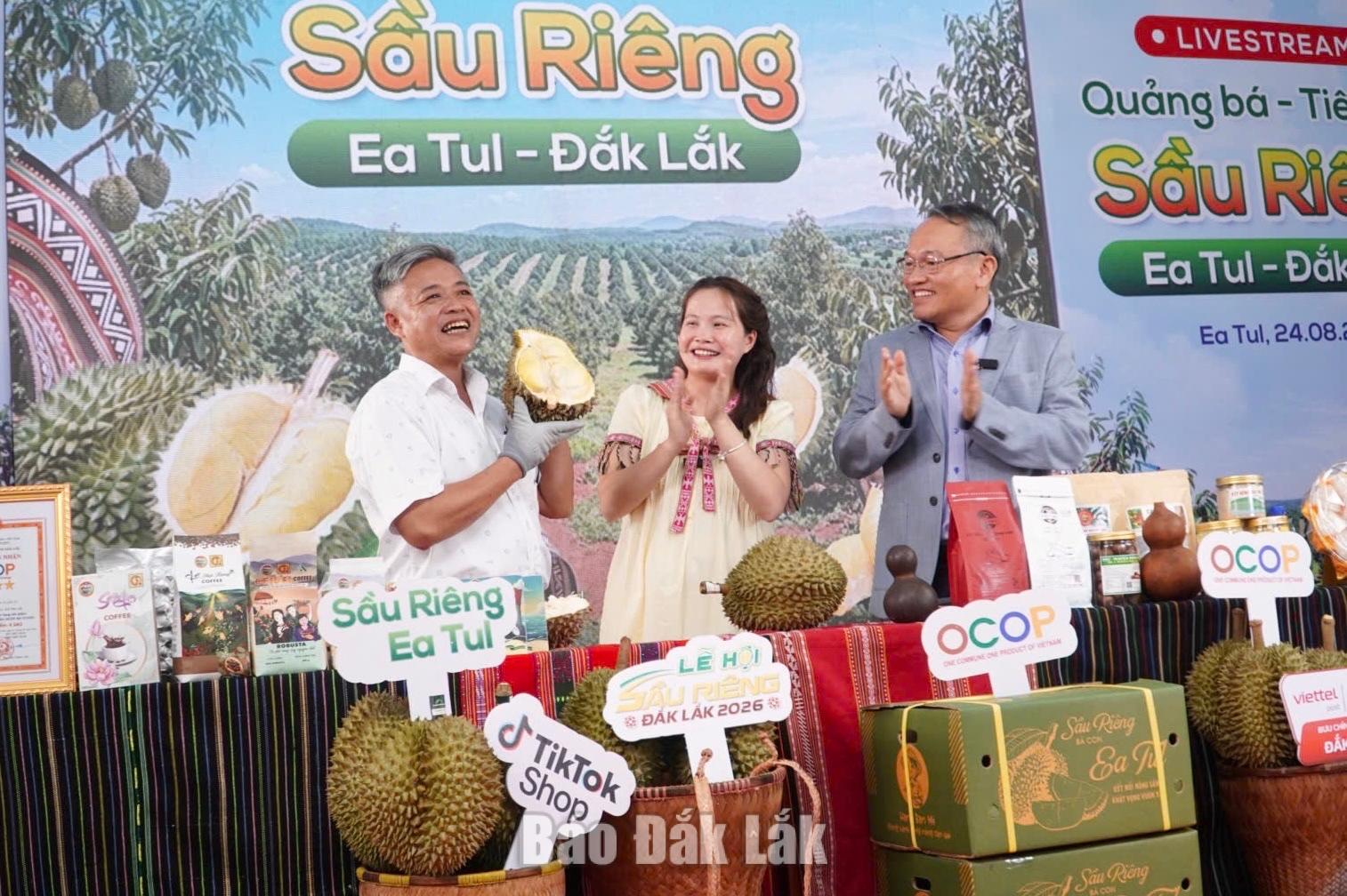 giới thiệu sầu riêng trên
