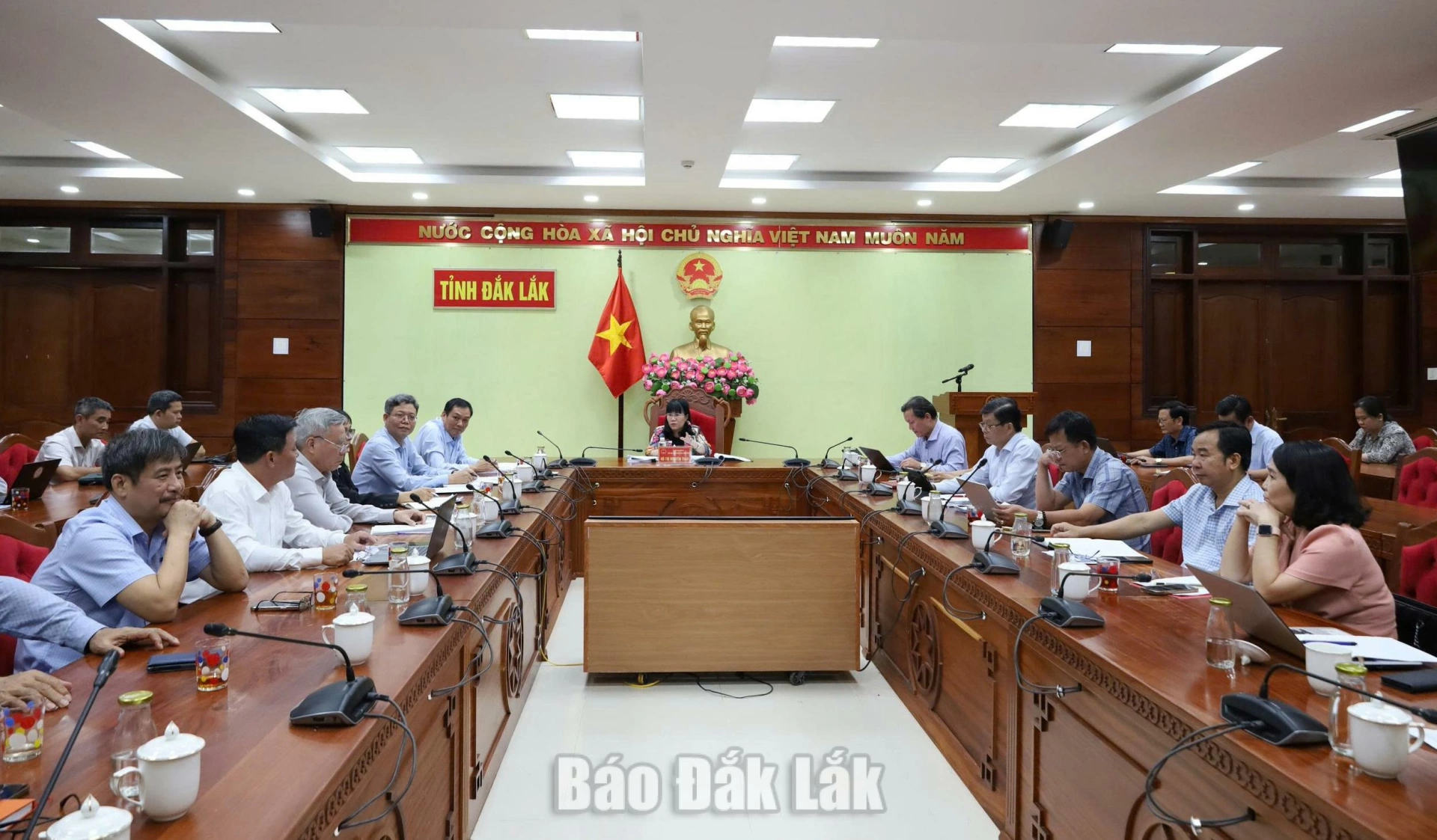Rà soát, đánh giá toàn diện việc triển khai các đề tài khoa học, công nghệ và đổi mới sáng tạo 1 Quang cảnh cuộc họp.