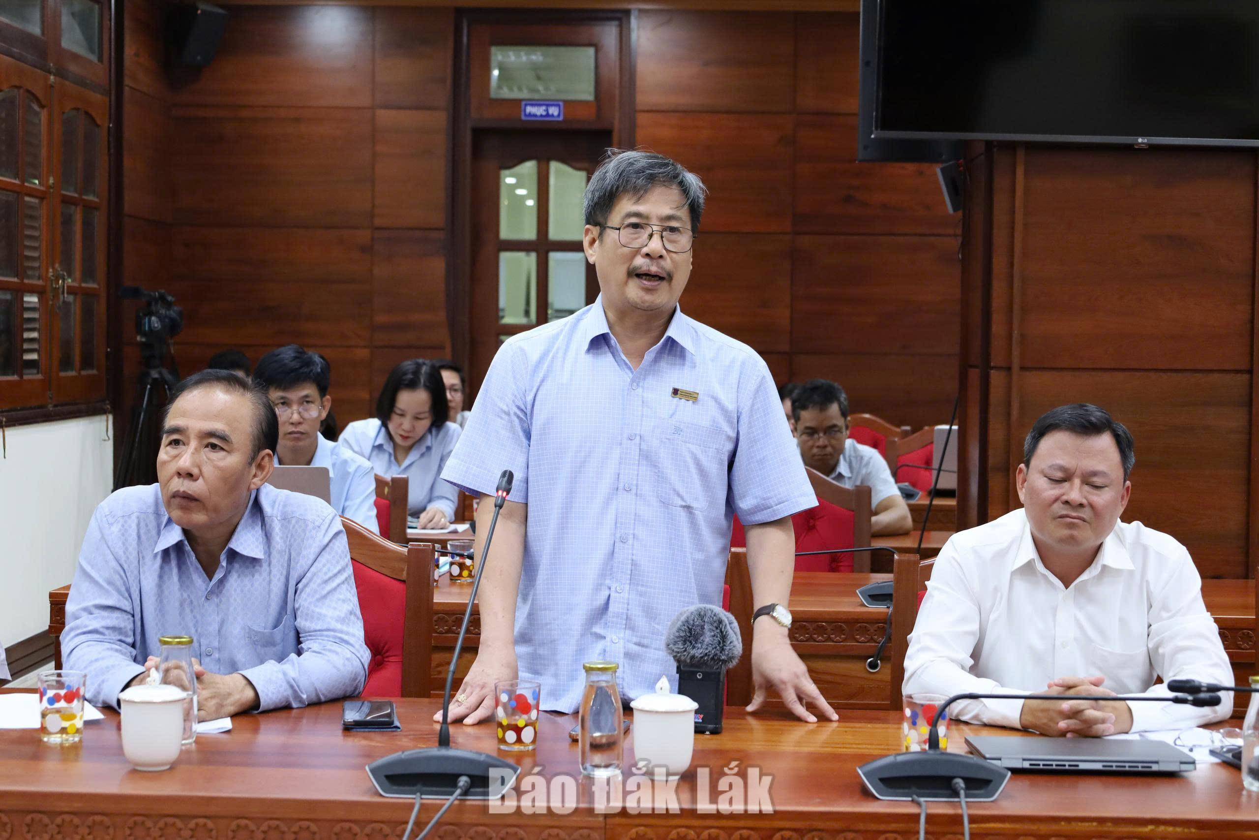 Rà soát, đánh giá toàn diện việc triển khai các đề tài khoa học, công nghệ và đổi mới sáng tạo 3 Đại diện Viện nêu ý kiến tại cuộc họp.