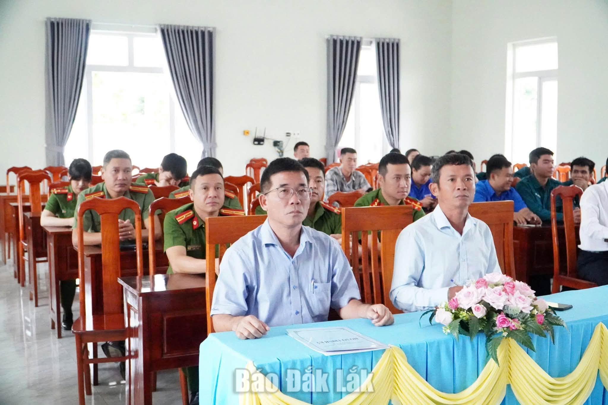 Xã Ea Ktur hưởng ứng Ngày An ninh mạng Việt Nam năm 2026 2 Đại biểu tham dự lễ mít tinh