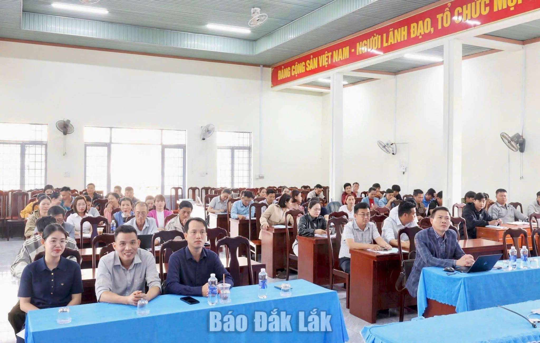 Đại biểu tham dự lớp tập huấn