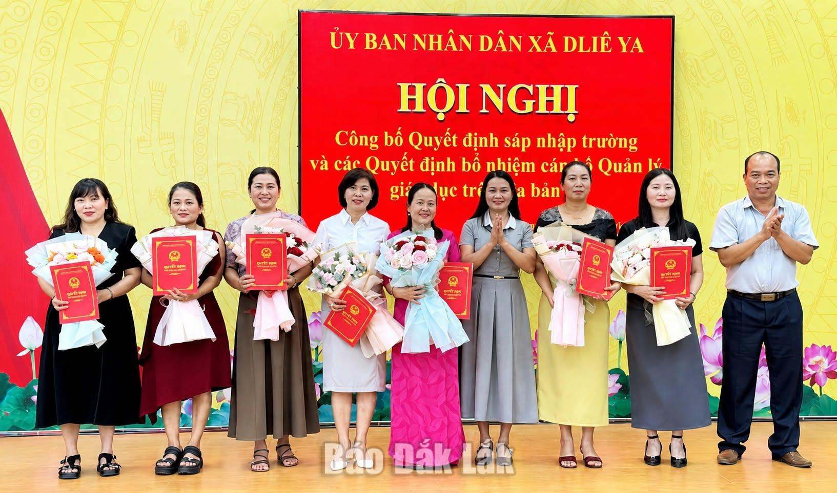Xã Dliê Ya còn 8 cơ sở giáo dục sau sắp xếp 1 Lãnh đạo