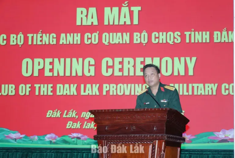 Bộ Chỉ huy Quân sự tỉnh ra mắt Câu lạc bộ tiếng Anh