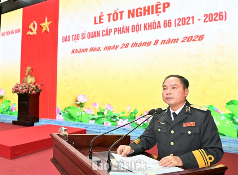 Học viện Hải quân trao bằng tốt nghiệp cho học viên sĩ quan Khóa 66