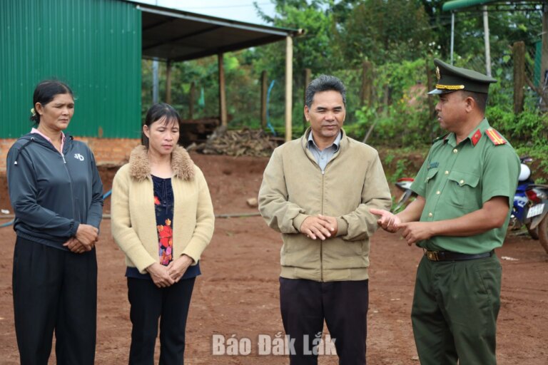 Sống tốt đời, đẹp đạo, giữ bình yên buôn làng