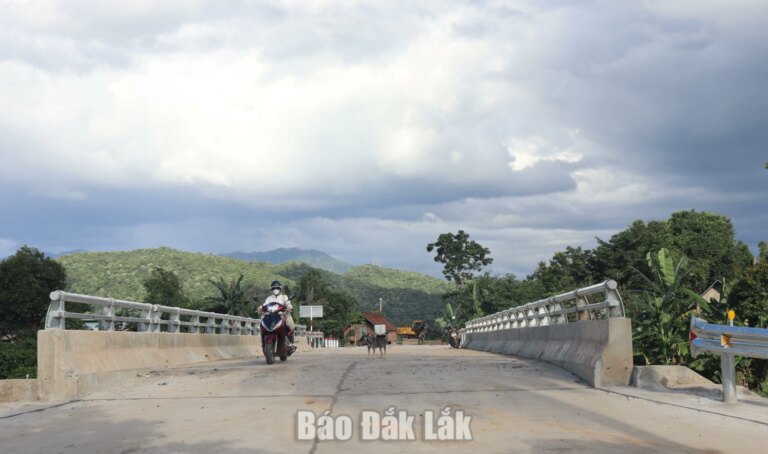 Xã Đắk Liêng đẩy mạnh đầu tư hạ tầng giao thông nông thôn