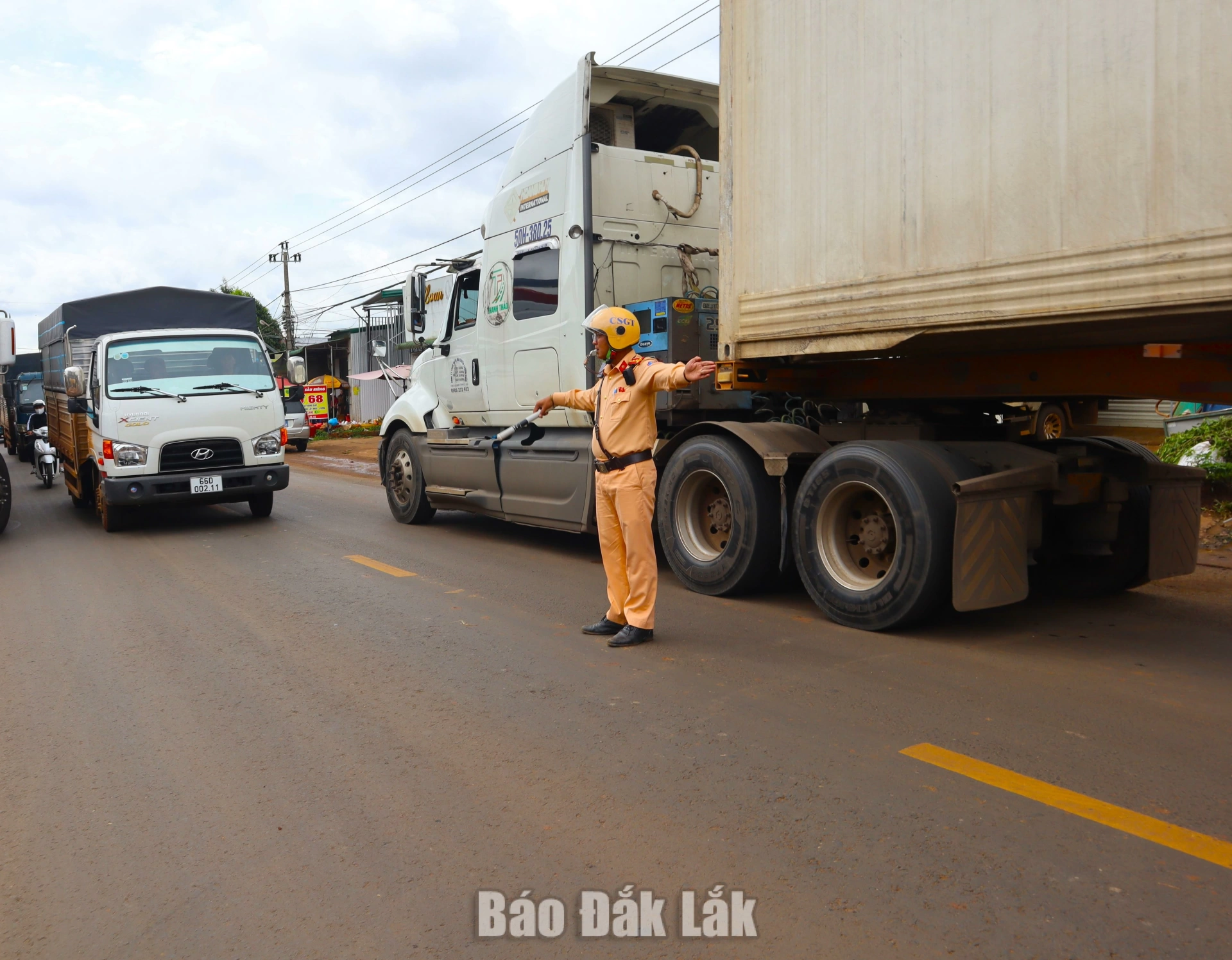 Hướng dẫn lộ trình thay thế, giảm ùn tắc trên Quốc lộ 26 cao điểm mùa thu hoạch sầu riêng 1 hh