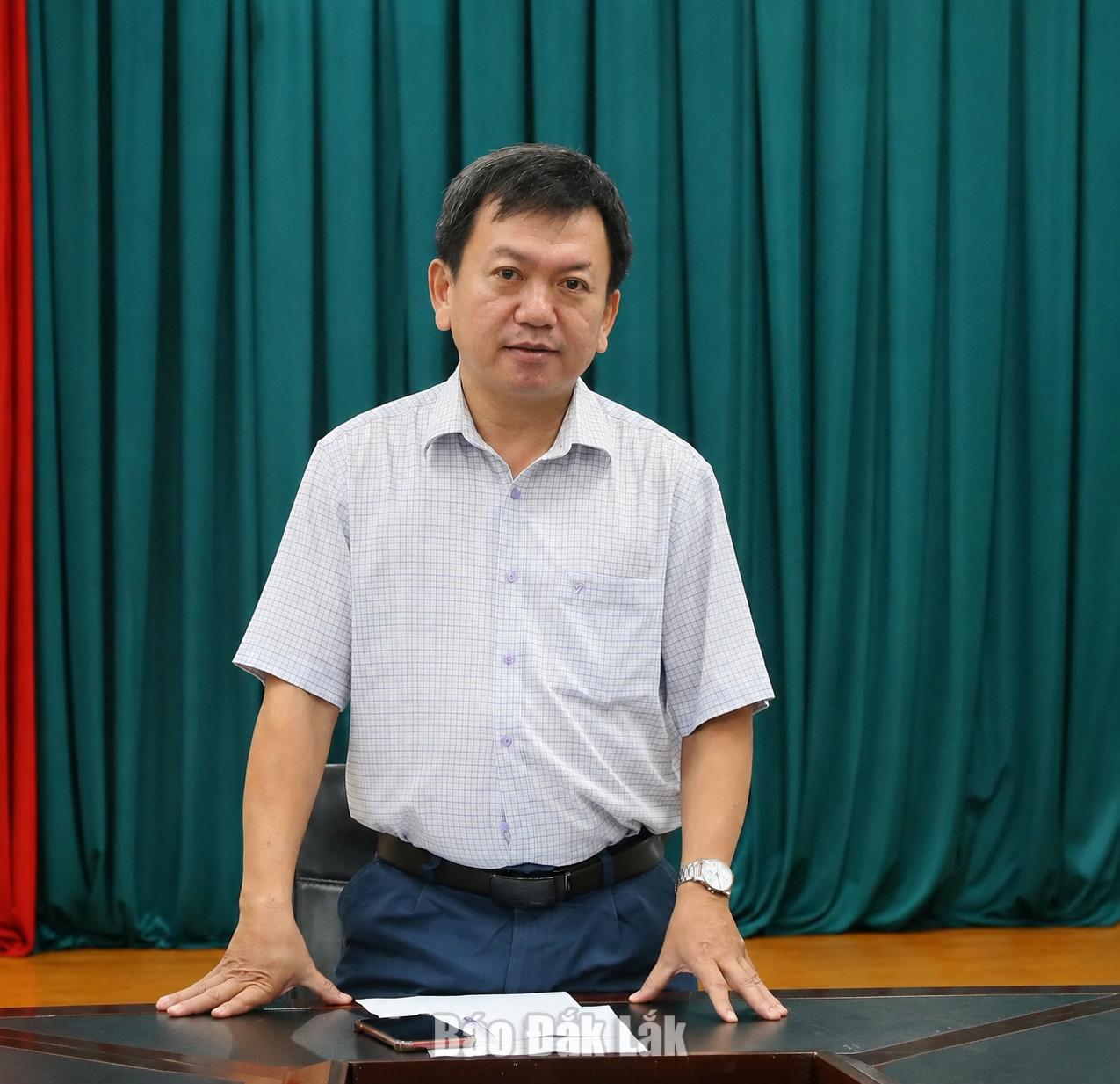 Tăng hiệu quả thực thi pháp luật về an toàn thực phẩm 1 Phó Giám đốc Sở Y tế Huỳnh Lê Xuân Bích.