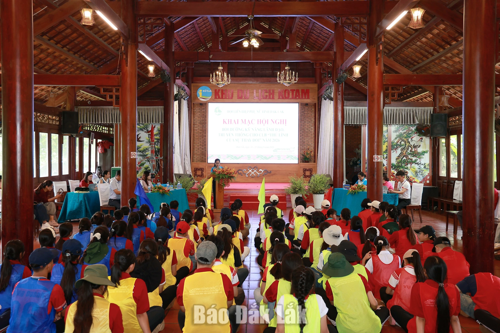 Khai mạc Hội trại kỹ năng “Thủ lĩnh của sự thay đổi” năm 2026 1 Toàn cảnh lễ khai mạc