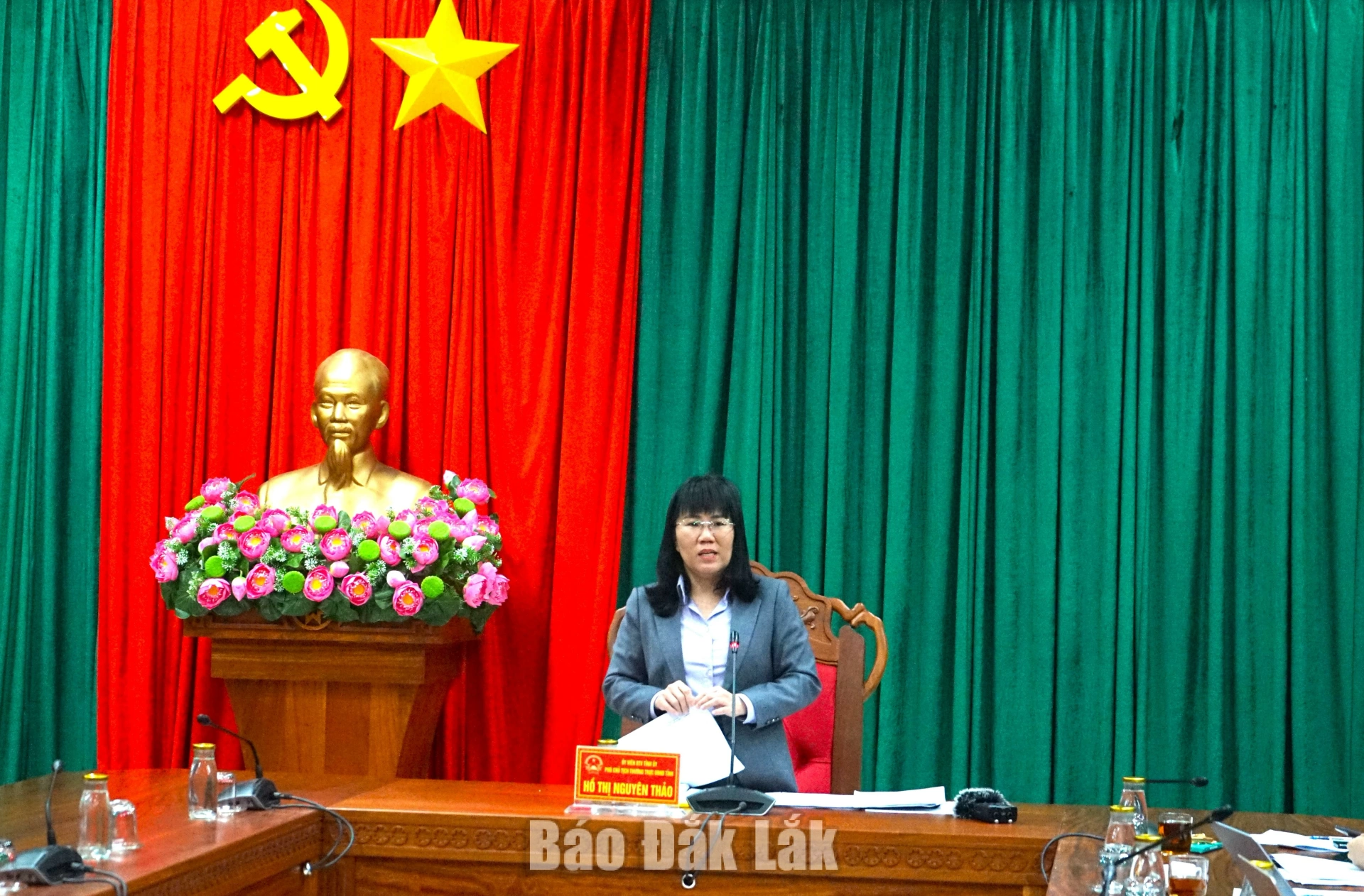 Phó Chủ tịch Thường trực UBND tỉnh Hồ Thị Nguyên Thảo phát biểu chỉ đạo tại cuộc họp