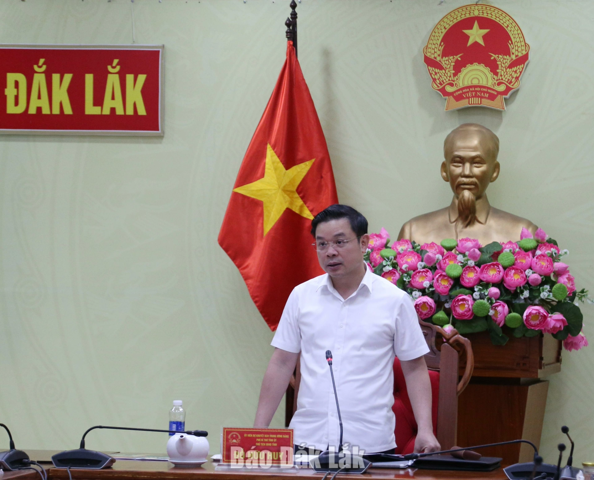 Quy hoạch sân golf Buôn Đôn phải khả thi, hiệu quả 3 Chủ tịch UBND tỉnh Đắk Lắk Đỗ Hữu Huy yêu cầu cần rà soát lại dự án sân golf Buôn Đôn bảo đảm khả thi, hiệu quả.