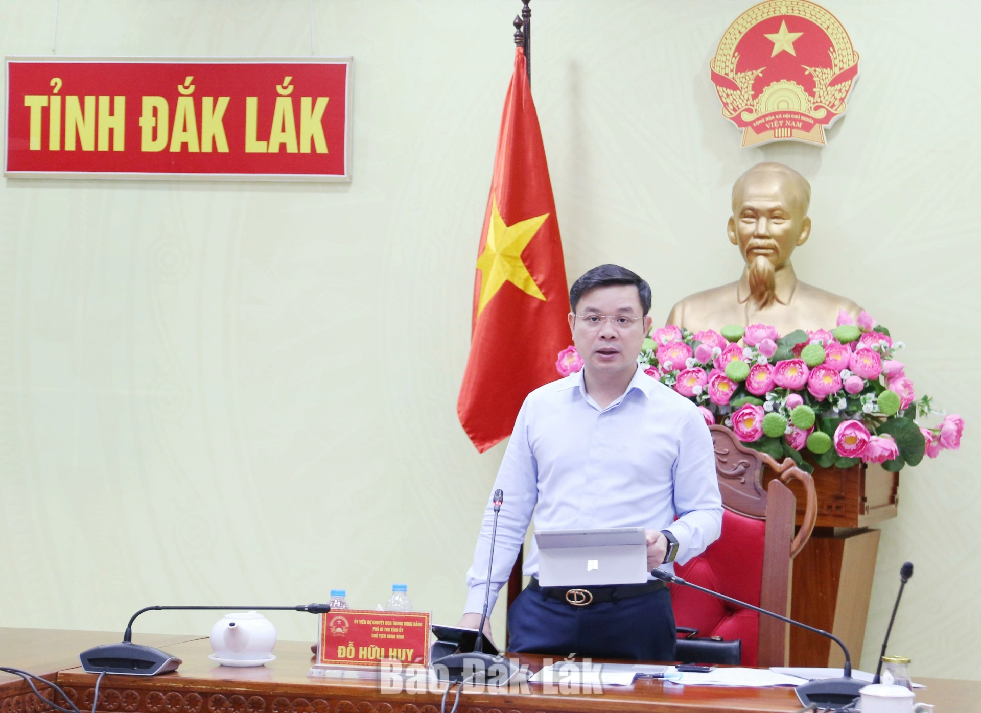 Cương quyết cưỡng chế những trường hợp cố tình chây ì bàn giao mặt bằng các dự án 3 Chủ tịch UBND tỉnh Đắk Lắk Đỗ Hữu Huy kết luận cuộc họp.