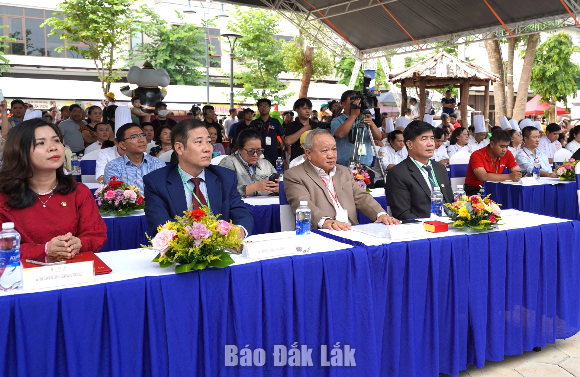 Lễ hội Ẩm thực sầu riêng Đắk Lắk 2026: “Khai mở hương vị đại ngàn” 1 Đại biểu tham dự Lễ khai mạc.