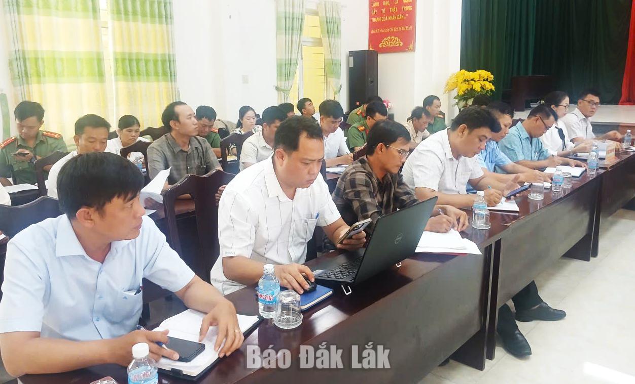 Đại biểu tham dự.