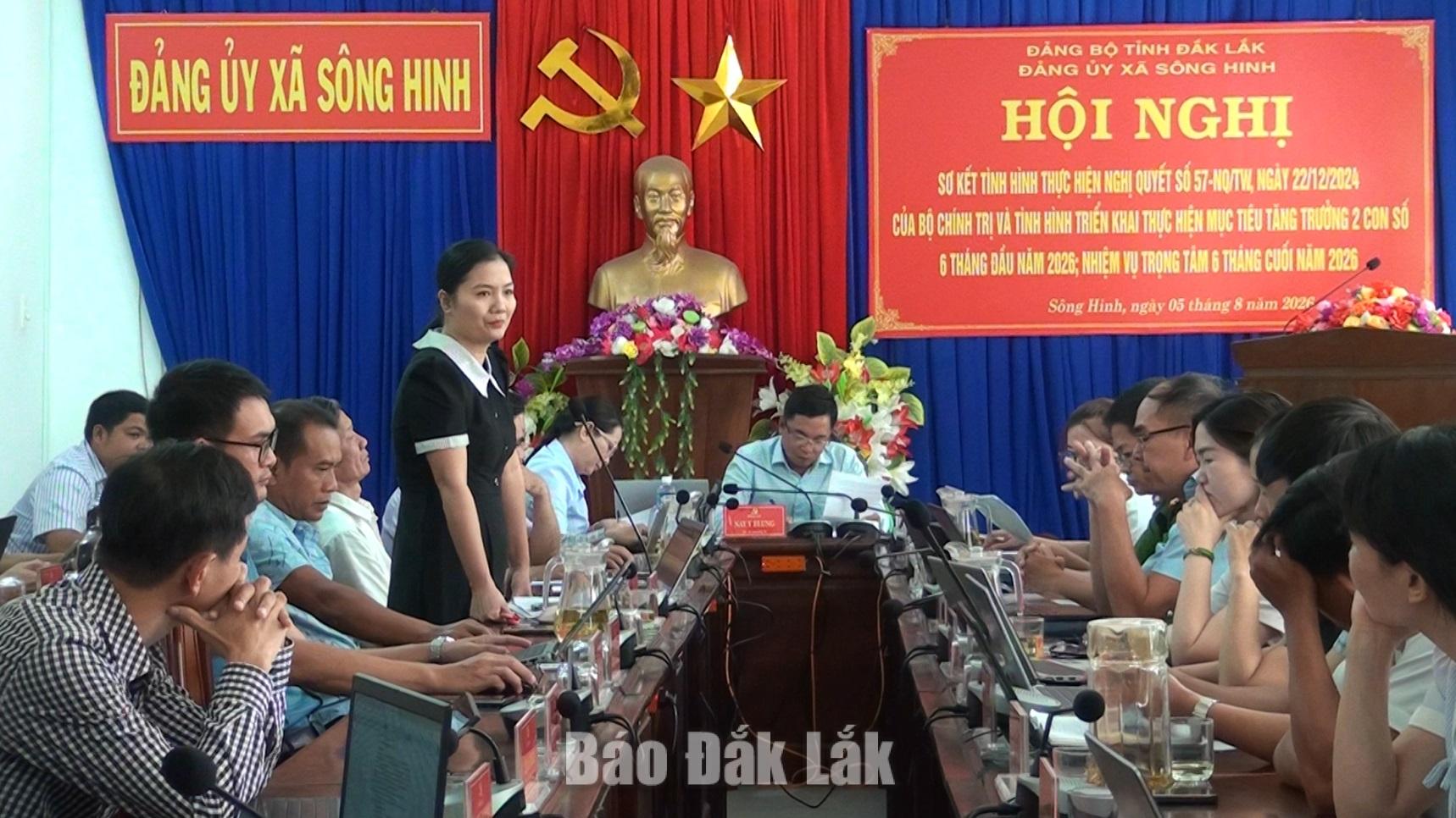 100% hồ sơ thủ tục hành chính được số hóa tại xã Sông Hinh 2 Các đại biểu thảo luận đề ra giải pháp thực hiện các nhiệm vụ trọng tâm tại xã Sông Hinh trong 6 tháng cuối năm