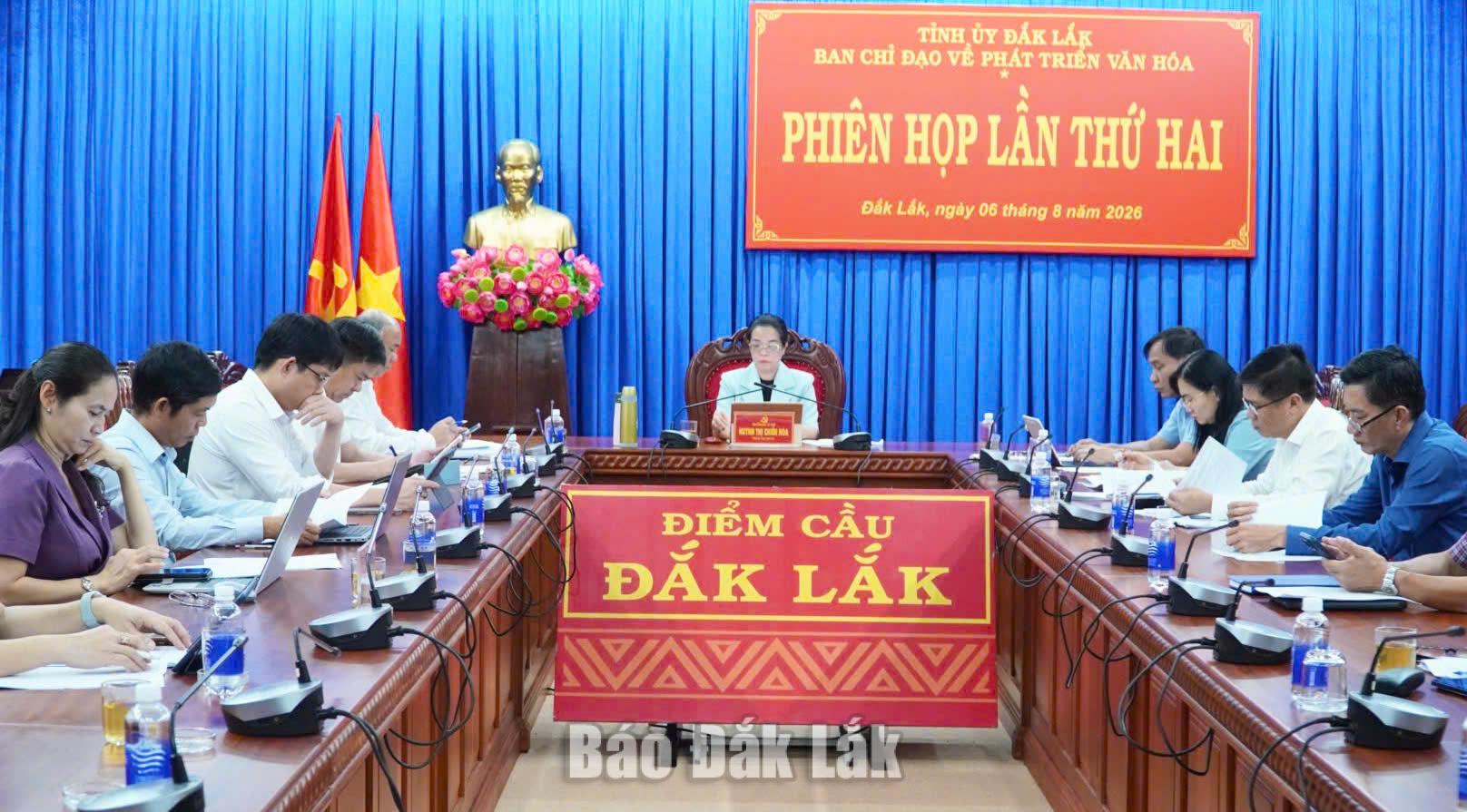 Đắk Lắk: Hoàn thành 4/10 mục tiêu phát triển văn hóa 1 Các đại biểu tham dự phiên họp.