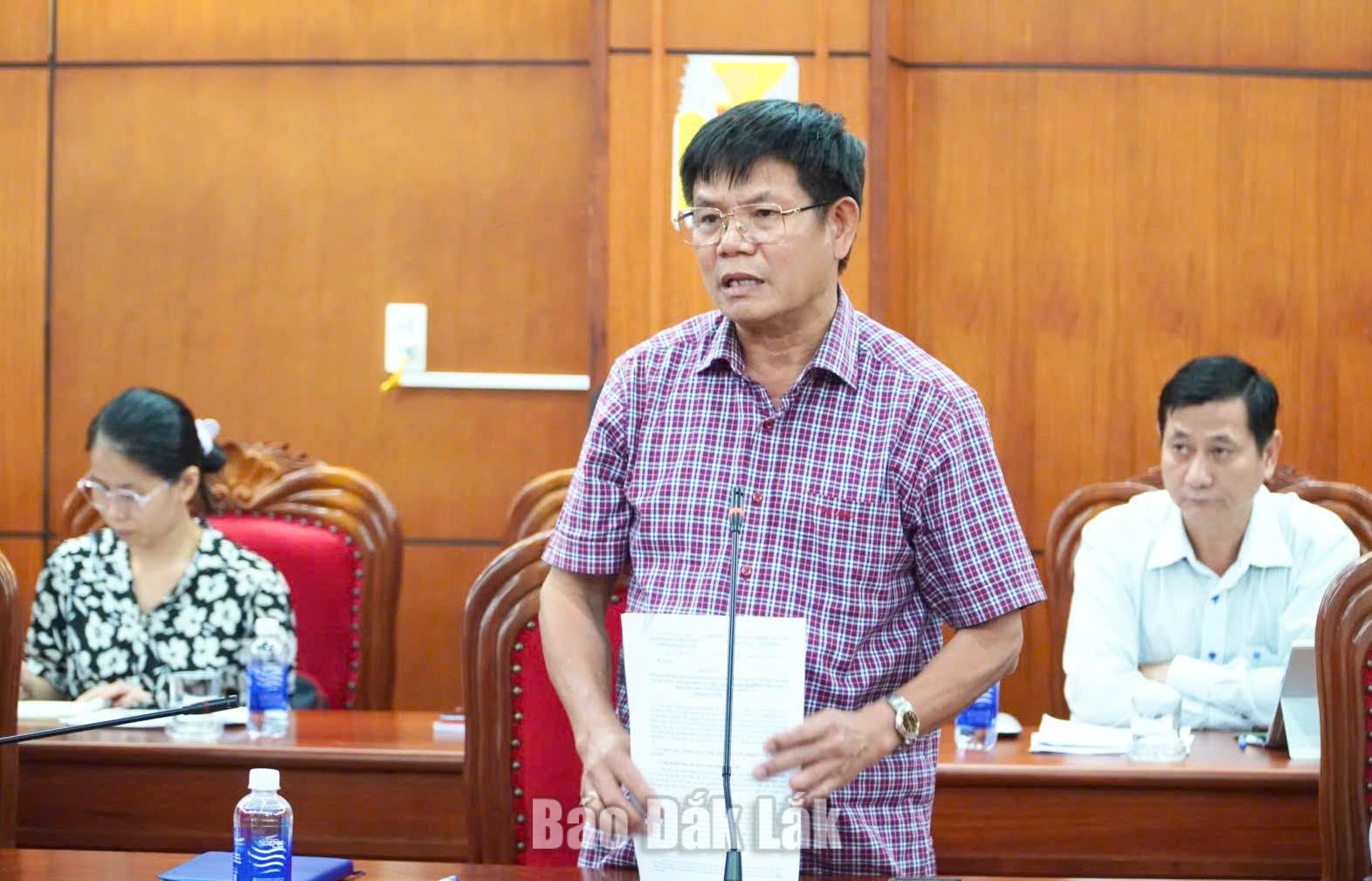 Đắk Lắk: Hoàn thành 4/10 mục tiêu phát triển văn hóa 3 Ông Lê Văn Cường, Trưởng Ban Văn hóa - Xã hội HĐND tỉnh phát biểu tại phiên họp.