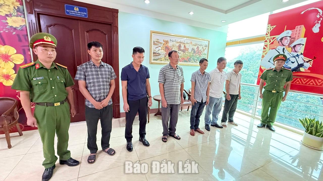 Các bị can tại Cơ quan Công an.