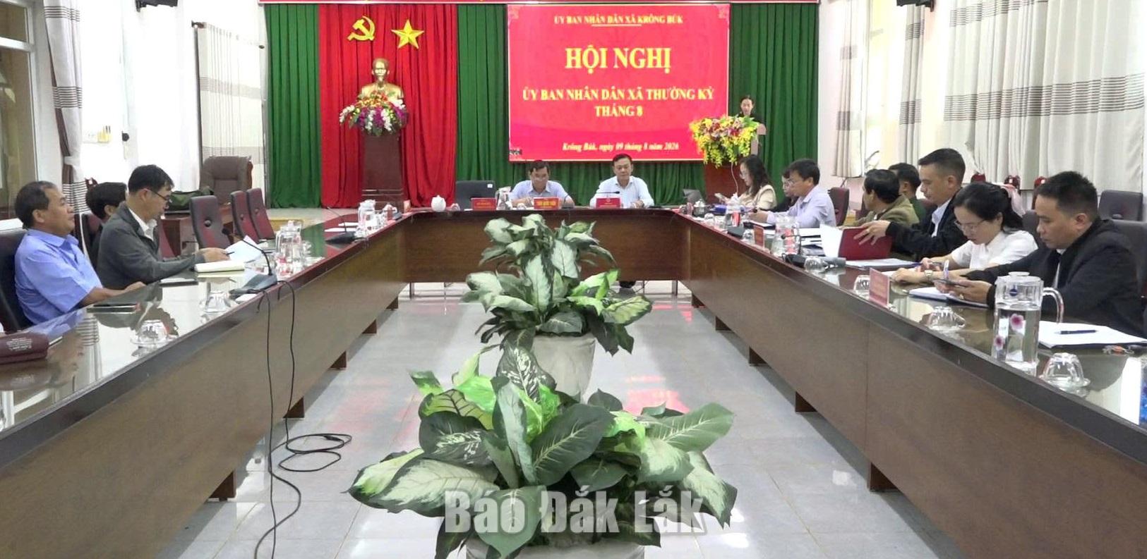 Các đại biểu tham dự hội nghị.