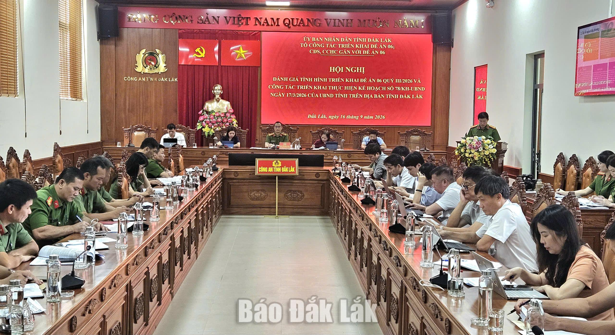 Tập trung giải quyết 587 trường hợp chưa có giấy tờ tùy thân 2 Quang cảnh hội nghị.