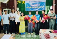90 hội viên tham gia mô hình “Chi hội phụ nữ số” ở Đắk Phơi 90 hội viên tham gia mô hình “Chi hội phụ nữ số” ở Đắk Phơi
