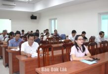 Tập huấn nghiệp vụ tín dụng chính sách cho trưởng khu phố Tập huấn nghiệp vụ tín dụng chính sách cho trưởng khu phố